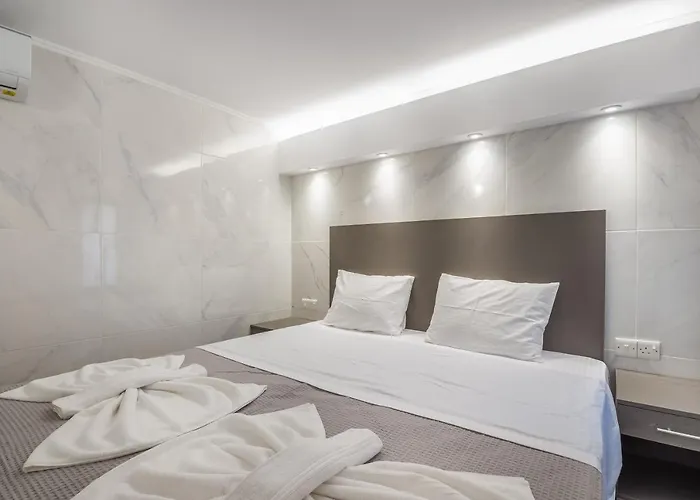 Gevoni Deluxe Apartment *